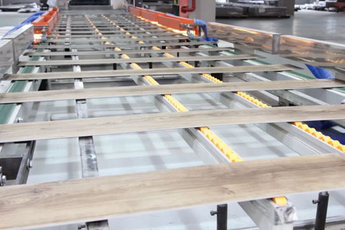 馬來工廠spc地板穩(wěn)產高產促裕華產能釋放