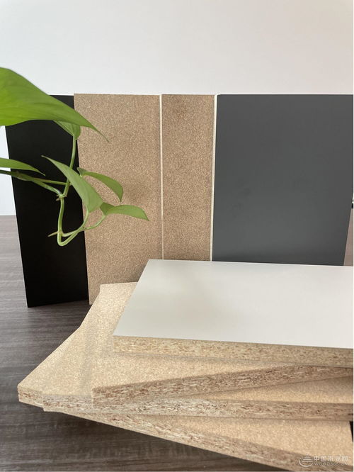 德百納刨花板 專業(yè)品質,雕琢板材新高度