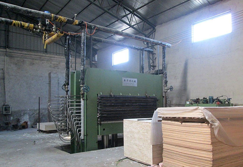 啄木鳥木業(yè) 生產 高質量刨花板貼面